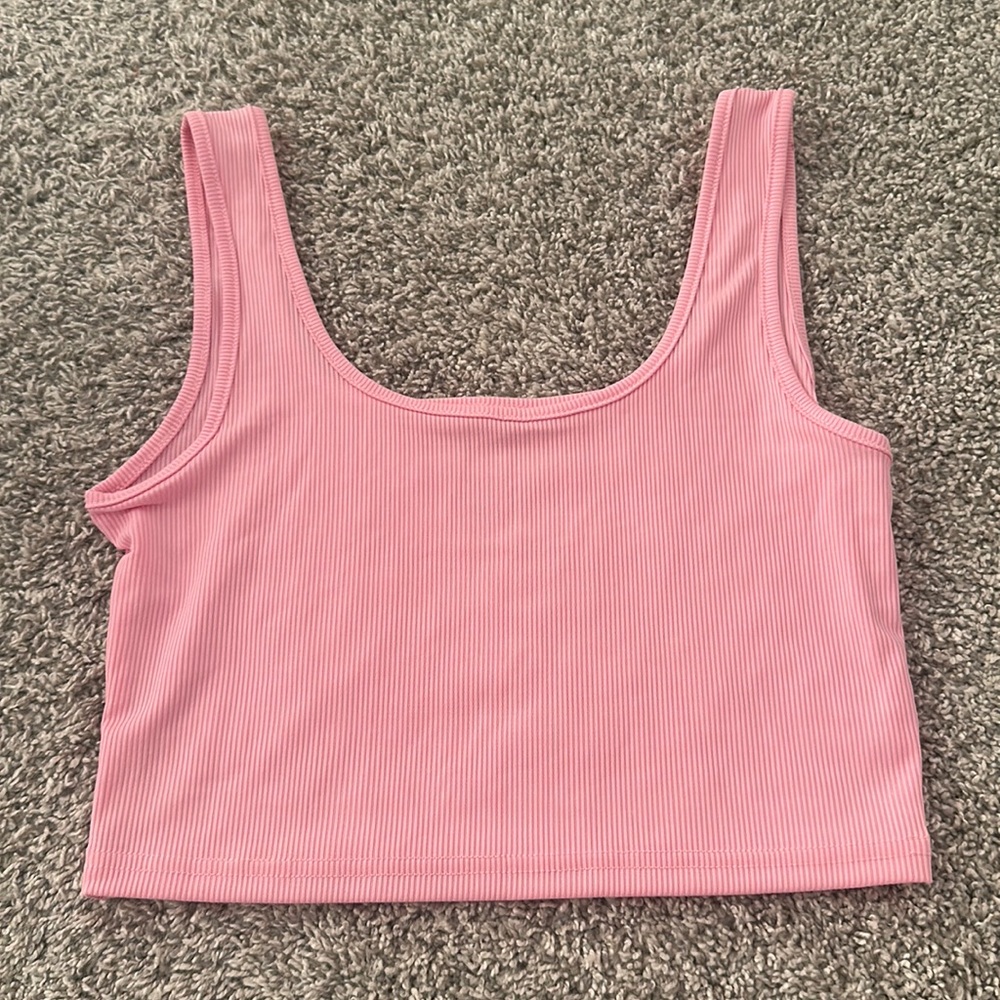 SHEIN pink cropped tank top